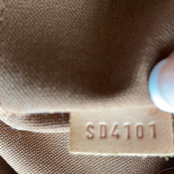 Additional pics Louis Vuitton Monogram Polermo PM - Picture 11 of 14